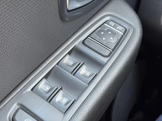 Renault Clio – thumbnail 22