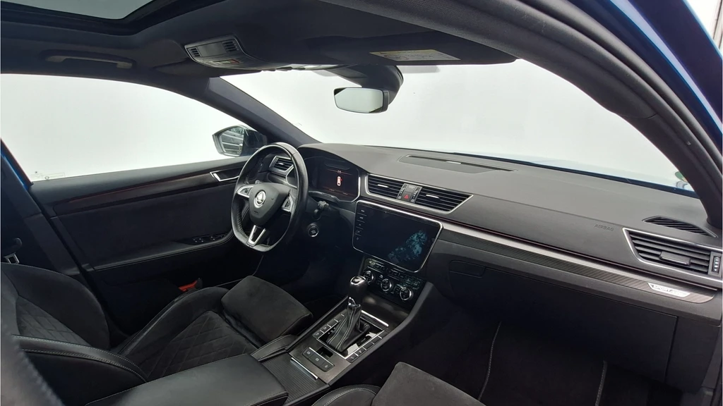 Škoda Superb – foto 23