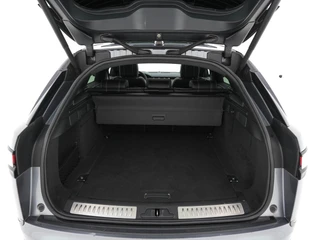 Land Rover Range Rover Velar – thumbnail 12