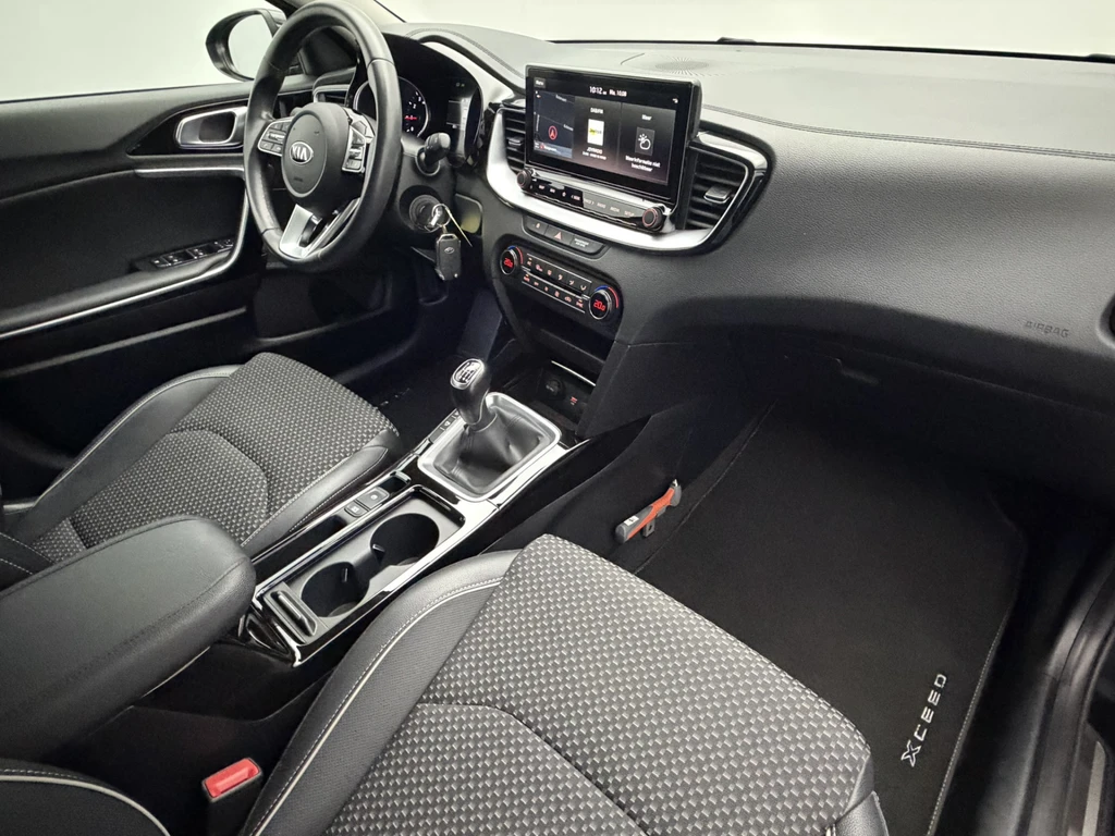 Kia XCeed – foto 10