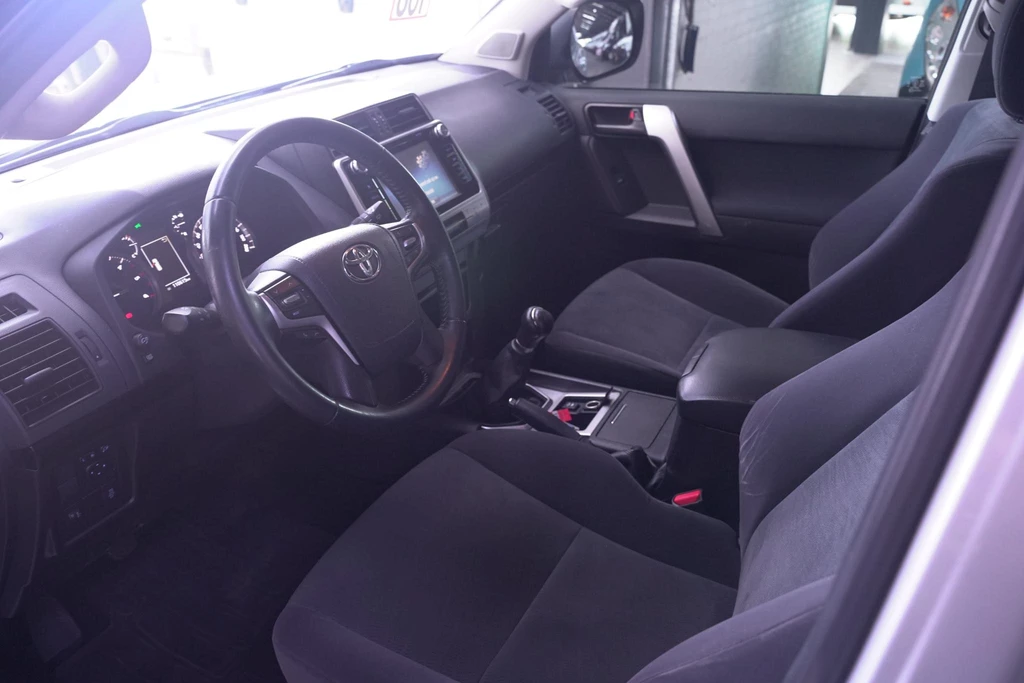Toyota Land Cruiser – foto 23