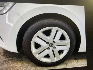 Renault Clio – thumbnail 9