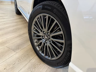 Mitsubishi Outlander – thumbnail 8