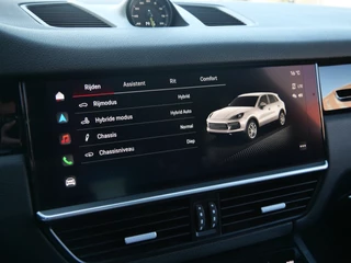 Porsche Cayenne – thumbnail 19