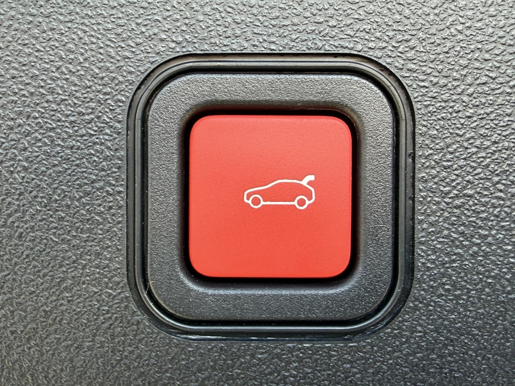 Jeep Avenger – foto 12