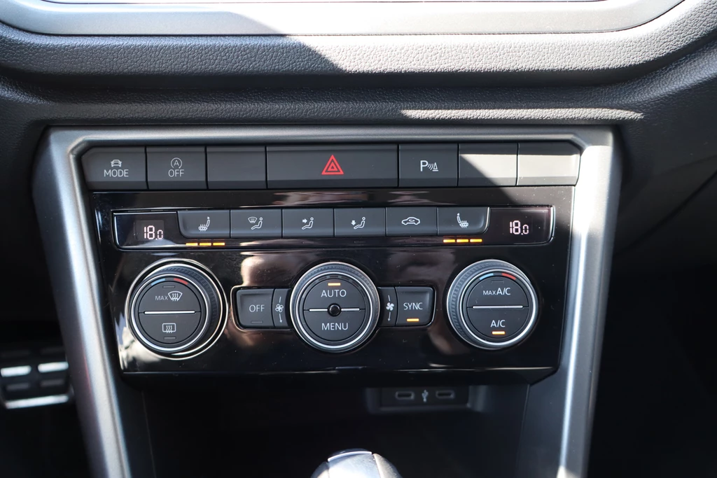 Volkswagen T-Roc – foto 15