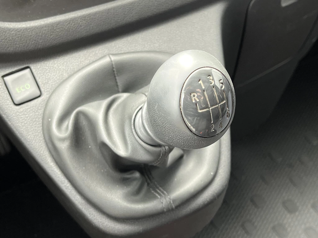 Opel Vivaro – foto 31