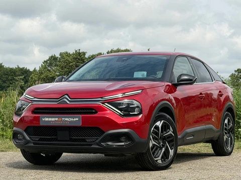 Citroen C4 BERLINE 1.2 Puretech Shine Automaat - Rouge Elixir - Hype Black Leder/Stuur-stoelverwarming/Camera