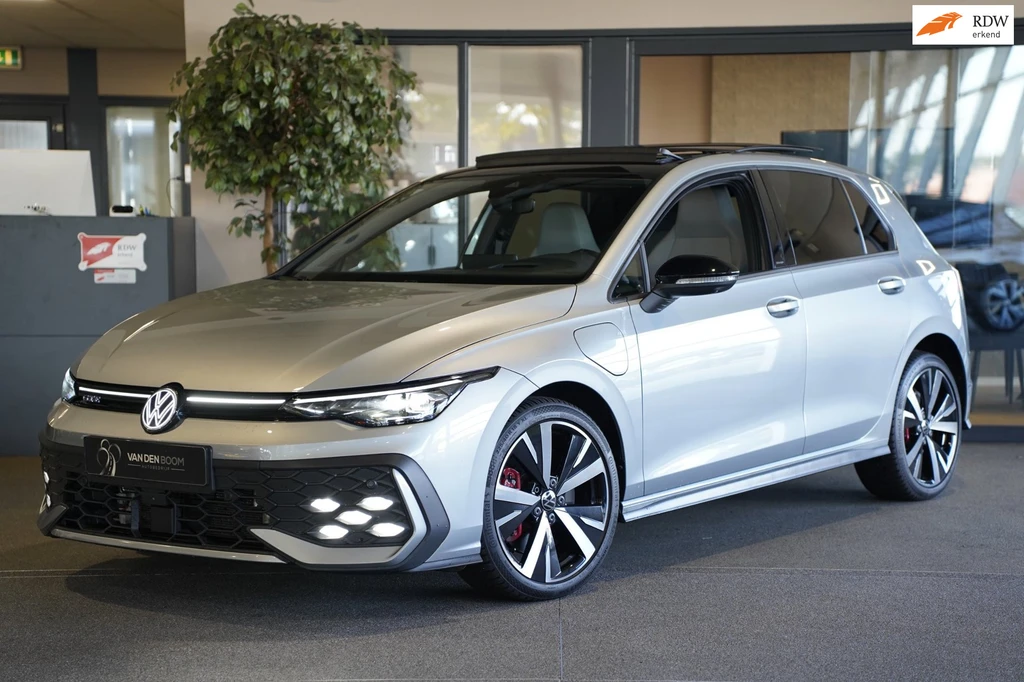 Volkswagen Golf – foto 1