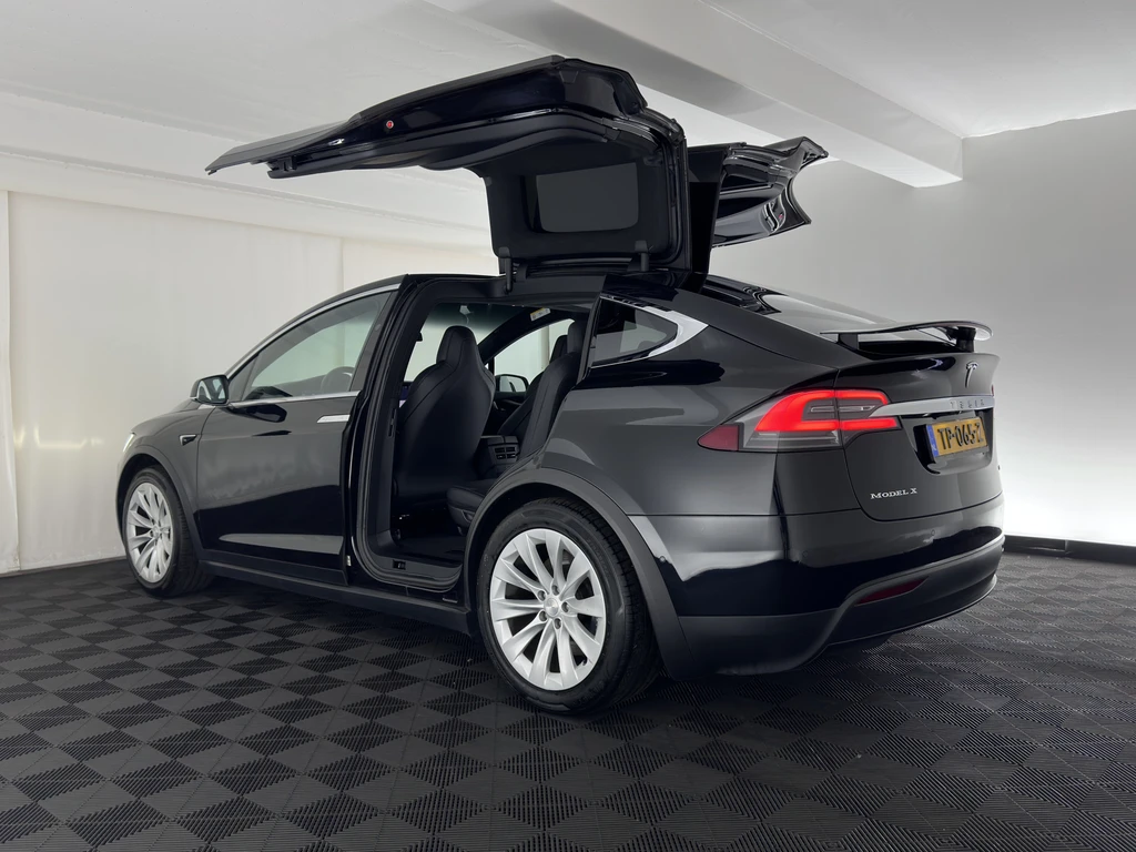 Tesla Model X – foto 3