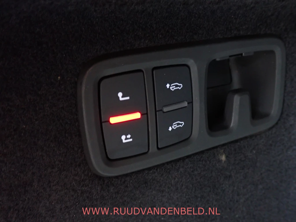 Audi RSQ8 – foto 44