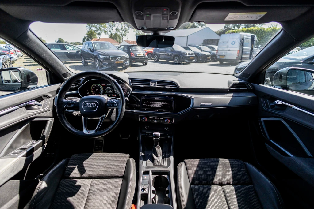Audi Q3 – foto 32