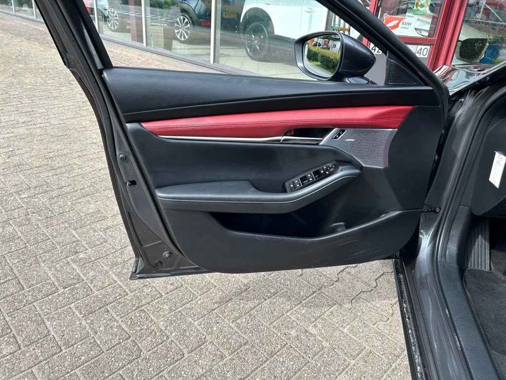 Mazda 3 – foto 8