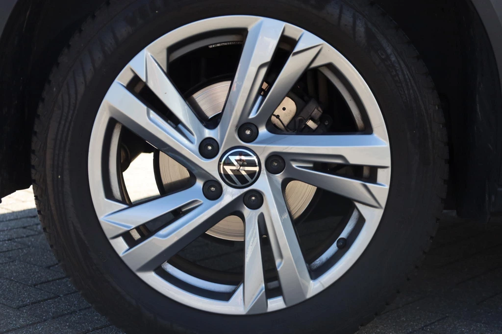 Volkswagen T-Roc – foto 11