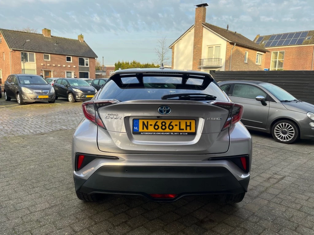 Toyota C-HR – foto 4