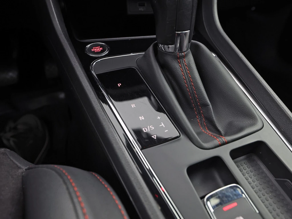 SEAT Leon – foto 25