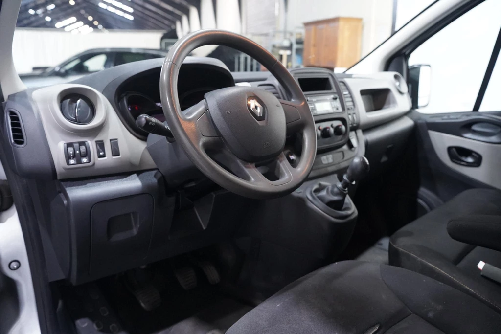 Renault Trafic – foto 18
