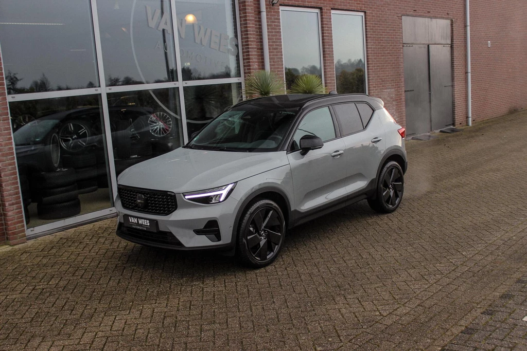 Volvo XC40 – foto 1