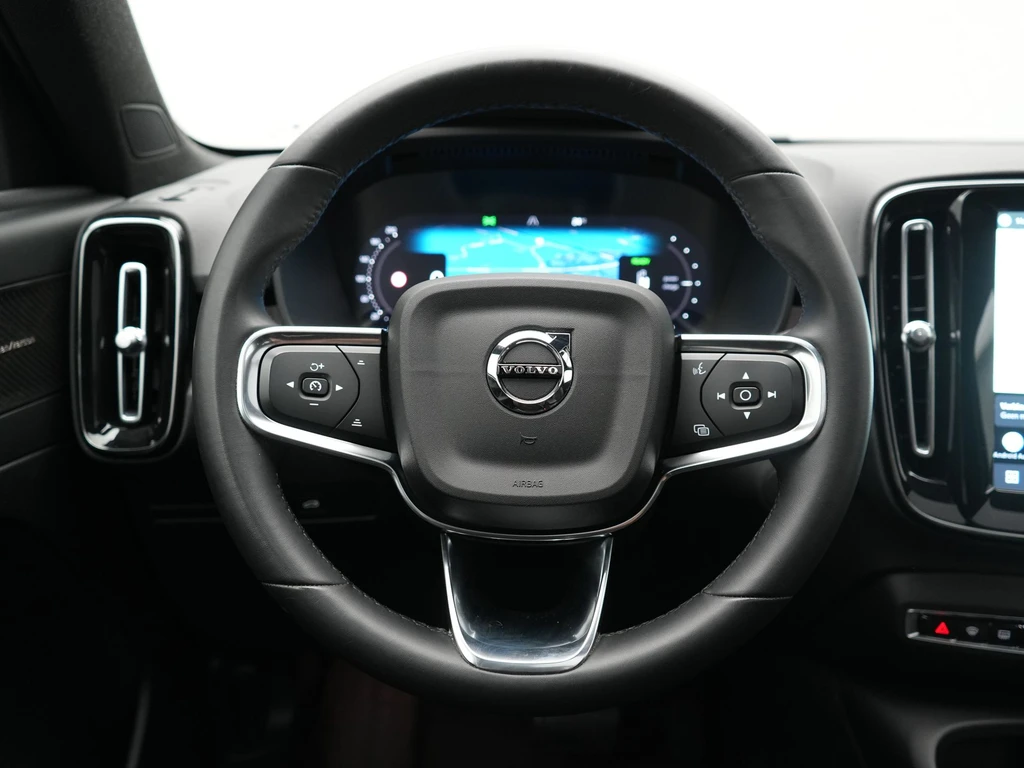 Volvo XC40 – foto 32