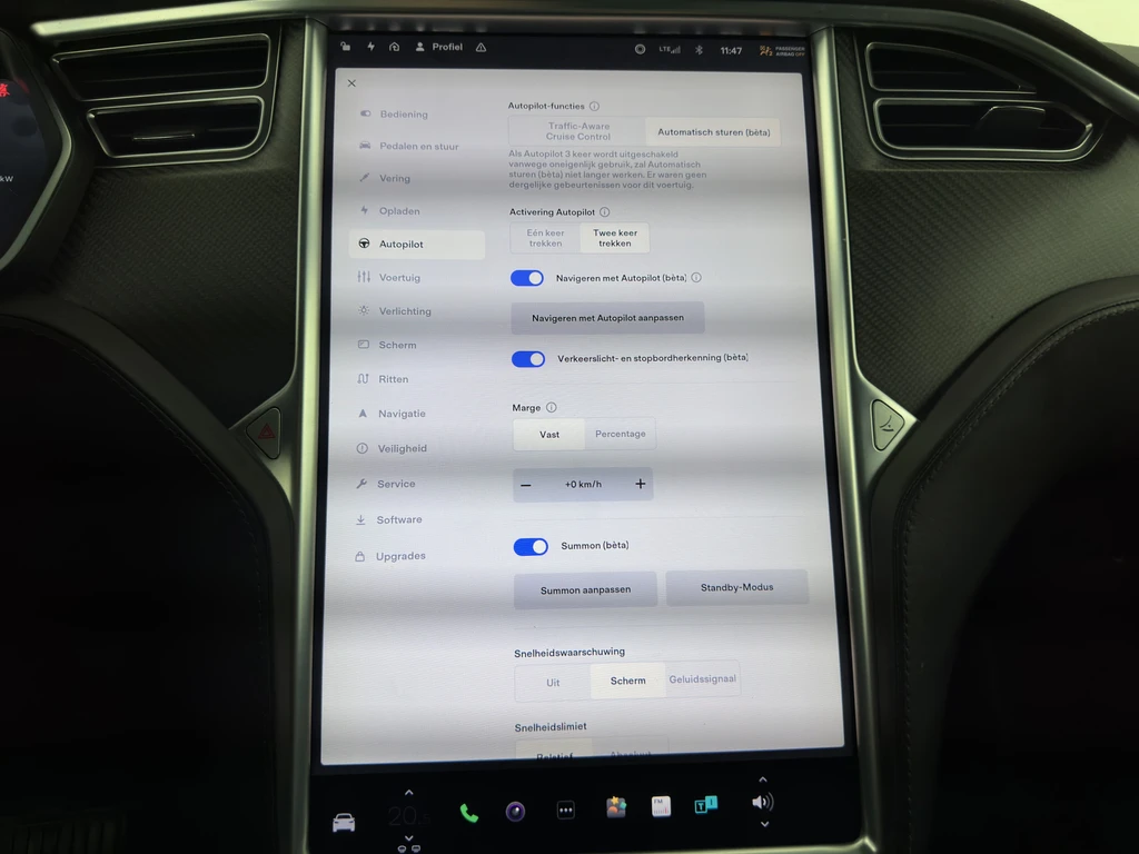 Tesla Model X – foto 20