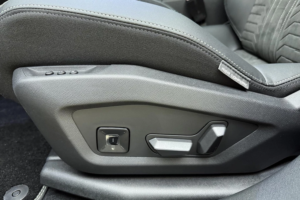 Peugeot e-3008 – foto 27