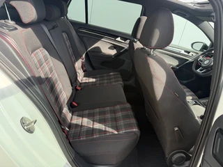 Volkswagen Golf – thumbnail 16