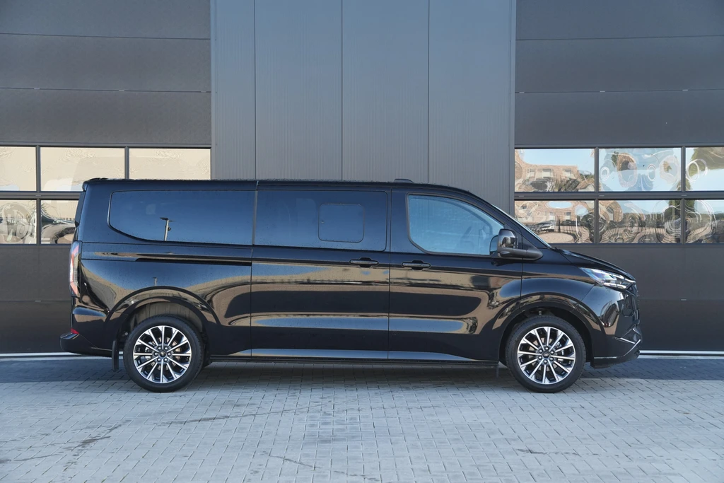 Ford Tourneo Custom – foto 6