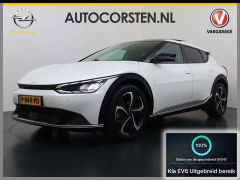 Kia EV6 Plus Advanced 77.4 kWh Leer Schuif-kanteldak Camera Adap.Cruise Warmtepomp V2L Elektr.-Stoel-Massage+Ventilatie+Verwarmd+Memory Apple Carplay Android Auto Navi Ecc Stuur+Stoelverwarming Matrix-LED Meridian-Audio PDC-a+v SOH 100% DAB Elek.Achterklep Lmv 20" Lane Assist Privacy Glas 1.600kg Trekvermogen! 1e Eigenaar Dealeronderhouden Origineel Nederlandse Auto Nieuwprijs €53.860,- snelladen tot 240 KW