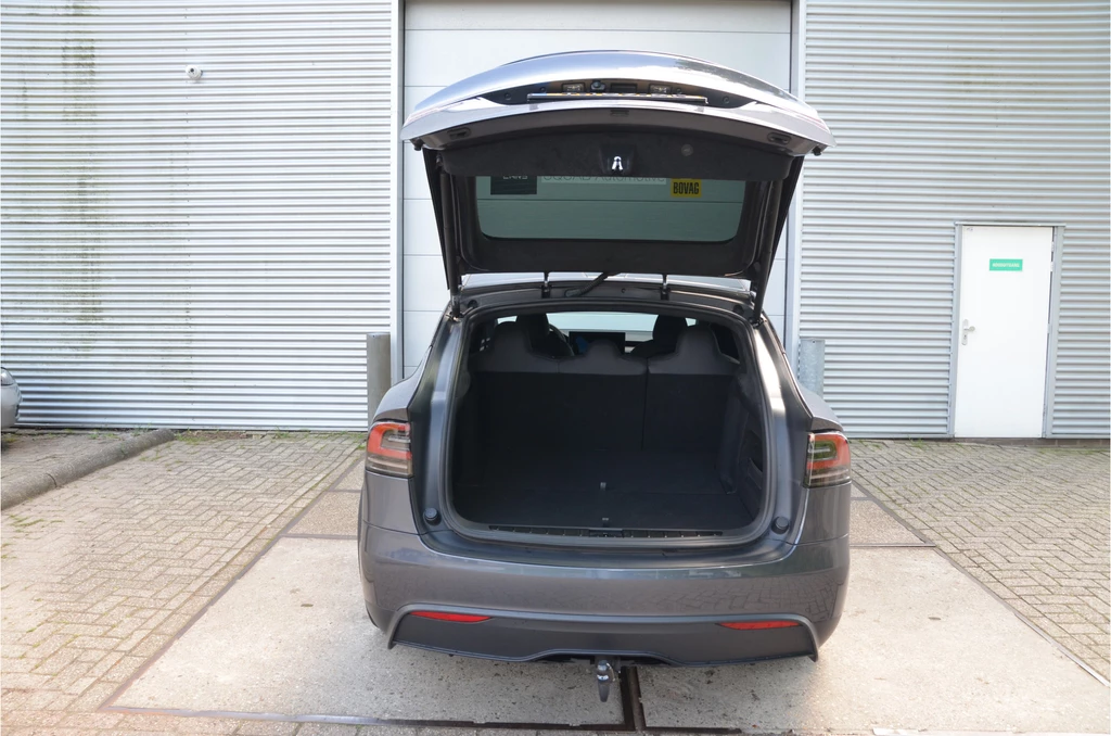 Tesla Model X – foto 38