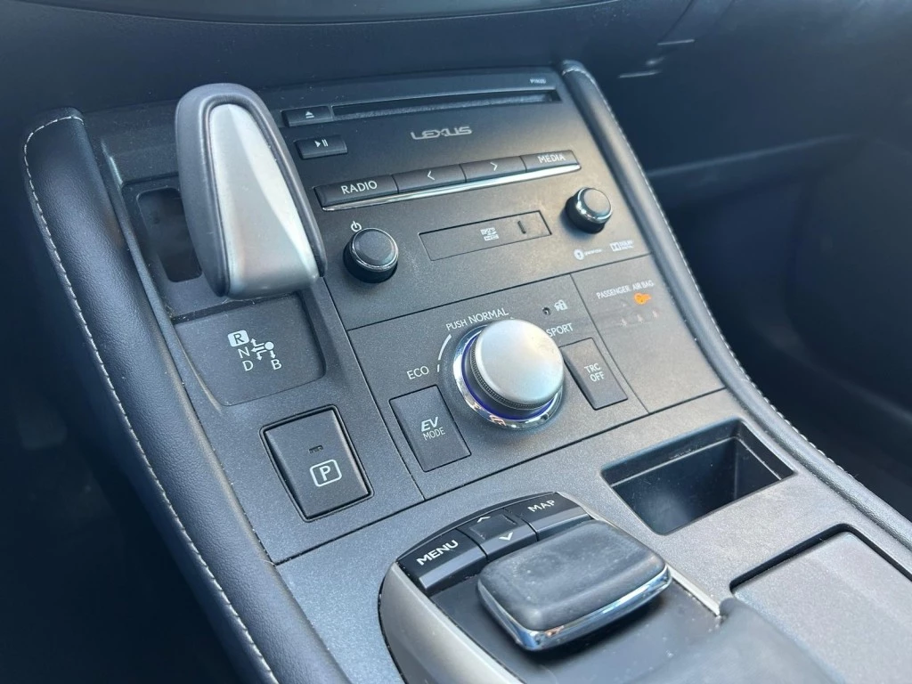 Lexus CT – foto 24