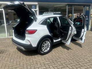 Ford Kuga – thumbnail 4
