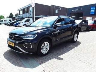 Volkswagen T-Roc – thumbnail 3