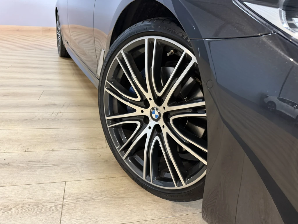 BMW 5 Serie – foto 8