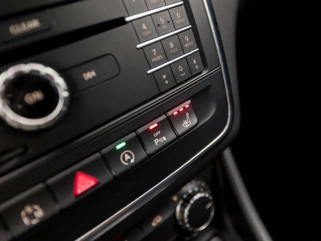 Mercedes-Benz CLA – foto 12