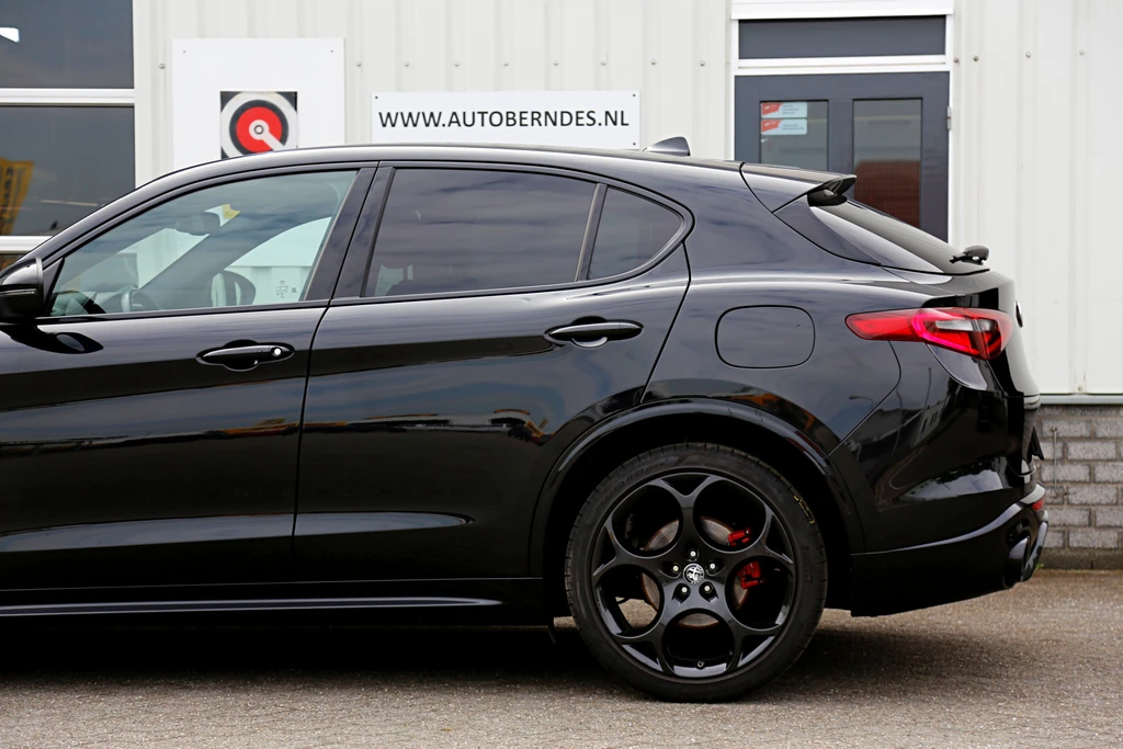 Alfa Romeo Stelvio – foto 5