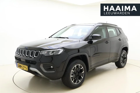 Jeep Compass 4xe 240 Plug-in Hybrid Electric Overland Trailhawk | Navigatie via Carplay | Camera | Keyless | Lichtmetalen velgen | Cruise control | Dakrails | Half leder