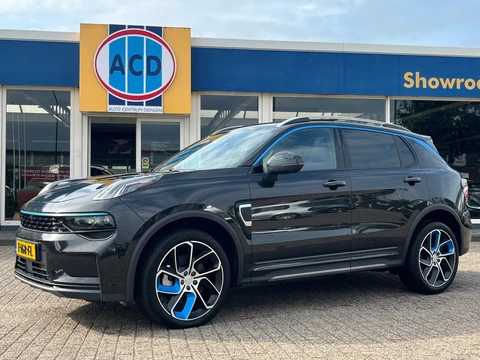 Lynk & Co 01 1.5 261pk PHEV 7DCTH | Orig.NL | Zwarte hemel | PanoramaDak | 360 graden Camera | Carplay |