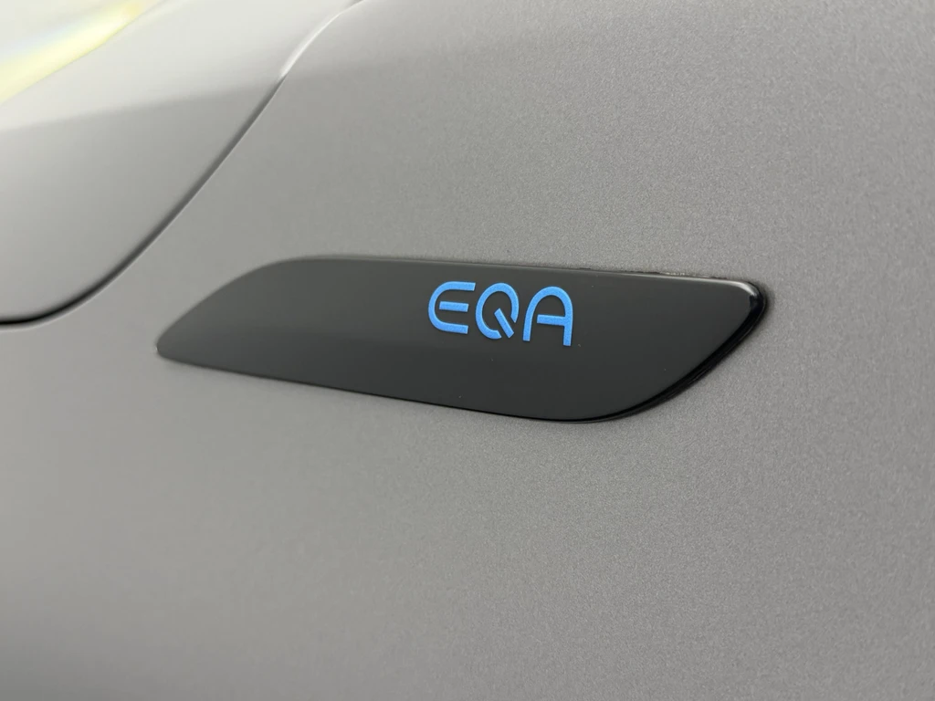 Mercedes-Benz EQA – foto 34