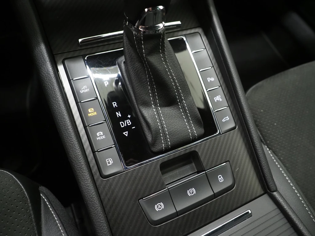 Škoda Superb – foto 36