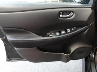 Nissan Leaf – thumbnail 17
