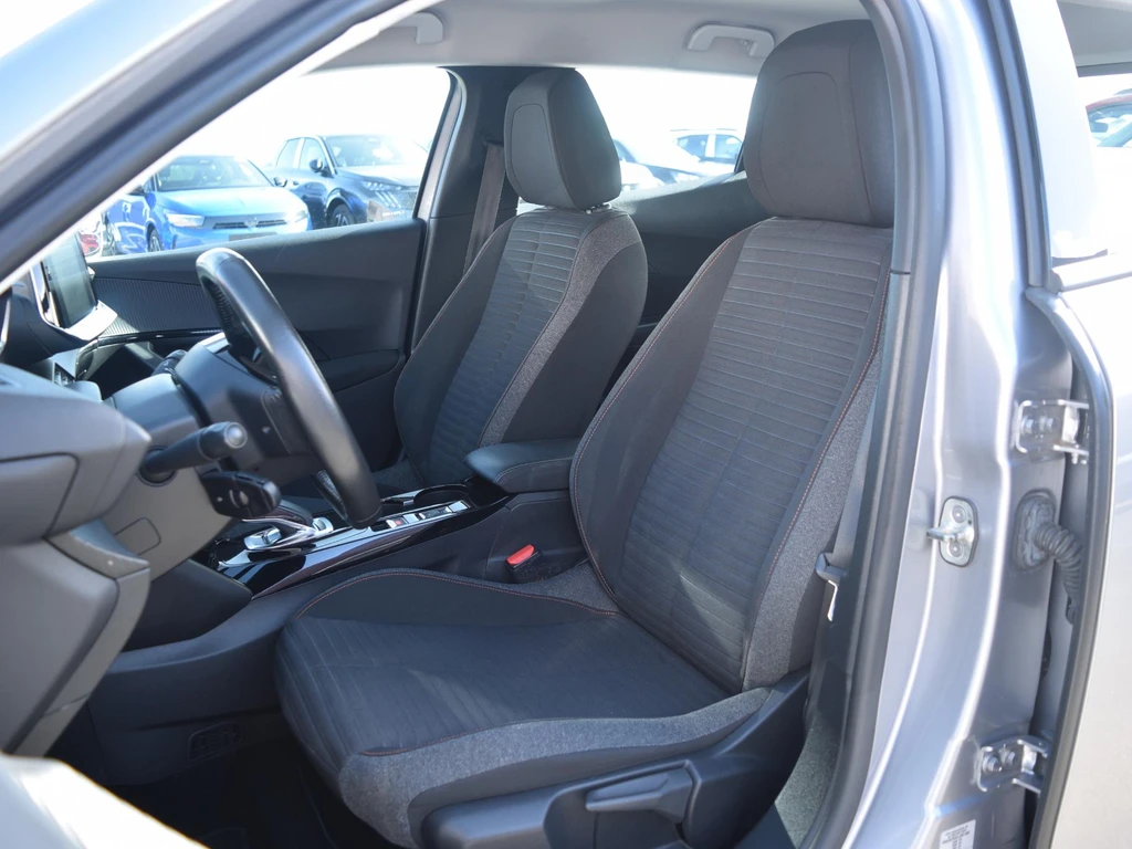 Peugeot e-2008 – foto 20