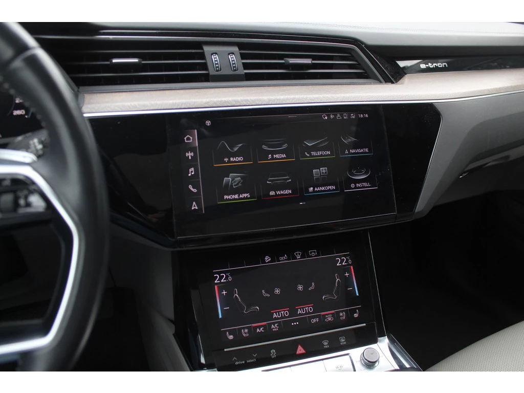 Audi e-tron – foto 18