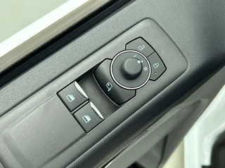 Ford Transit Custom – thumbnail 20