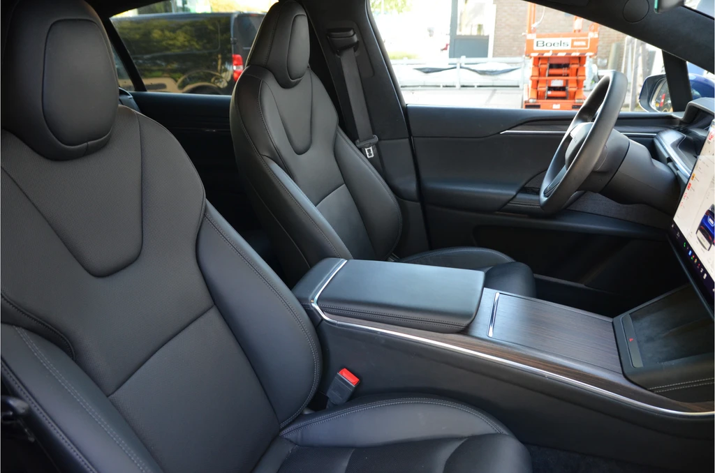 Tesla Model X – foto 9