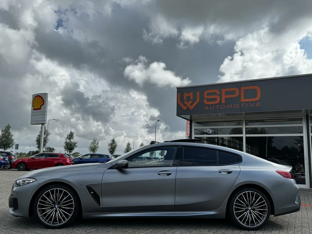 BMW 8 Serie – foto 4