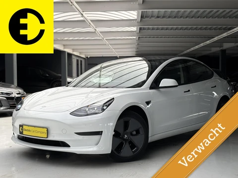 Tesla Model 3 Standard RWD Plus 60 kWh