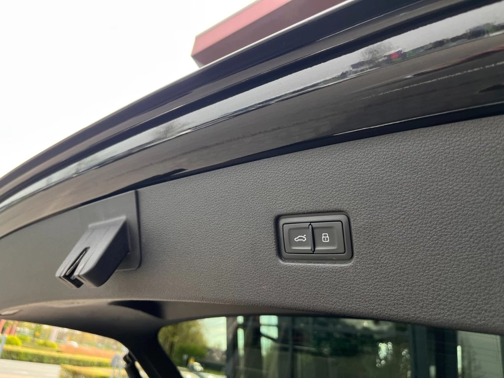 Audi Q8 – foto 34