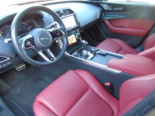 Jaguar XE – thumbnail 22