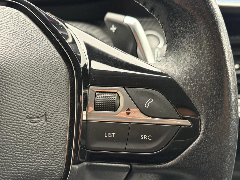 Peugeot 208 – foto 34