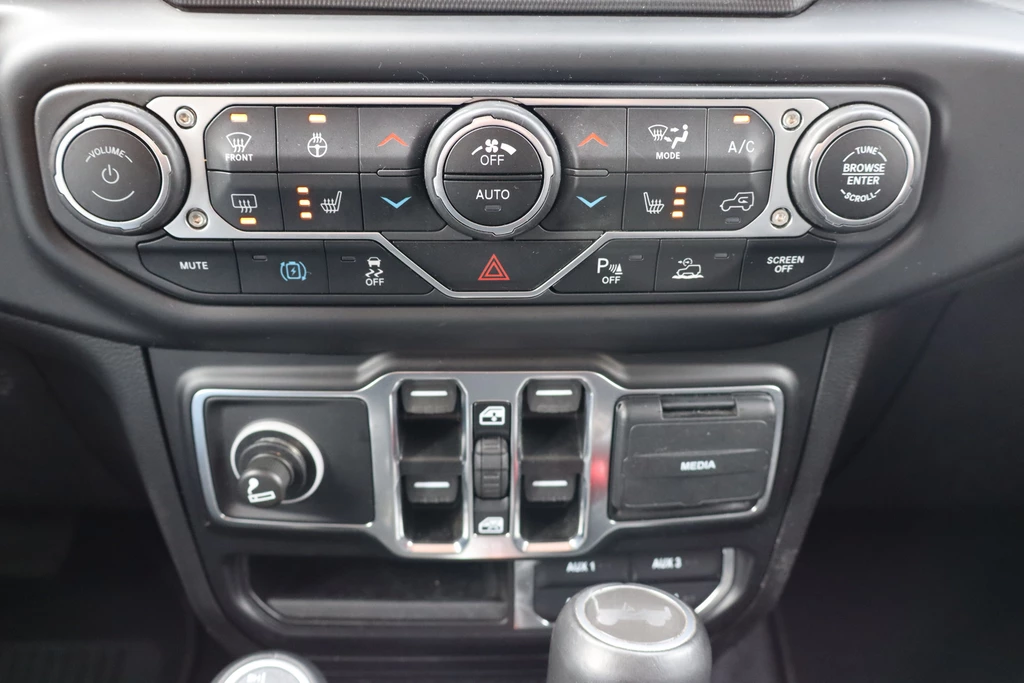 Jeep Wrangler – foto 21